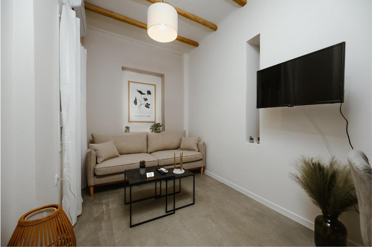 Lb Luxury Apartments Volos Buitenkant foto