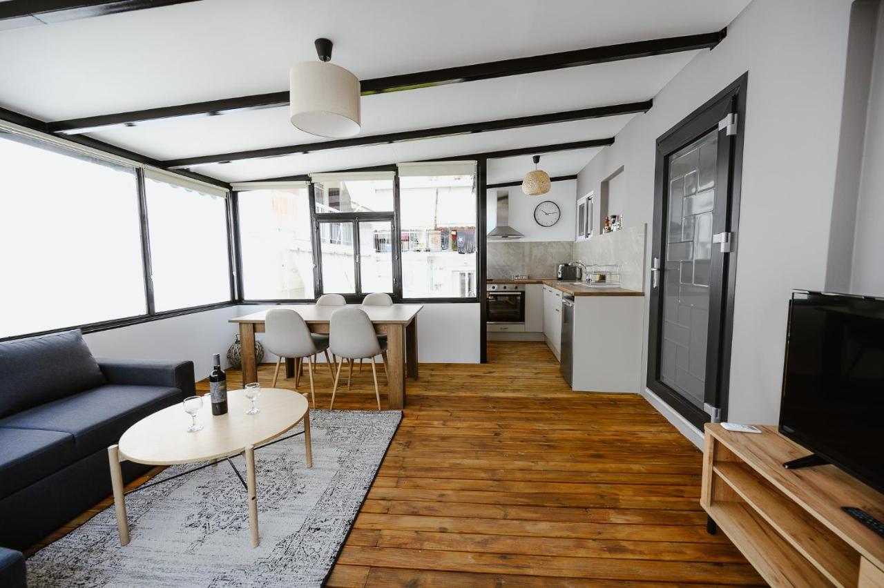 Lb Luxury Apartments Volos Buitenkant foto