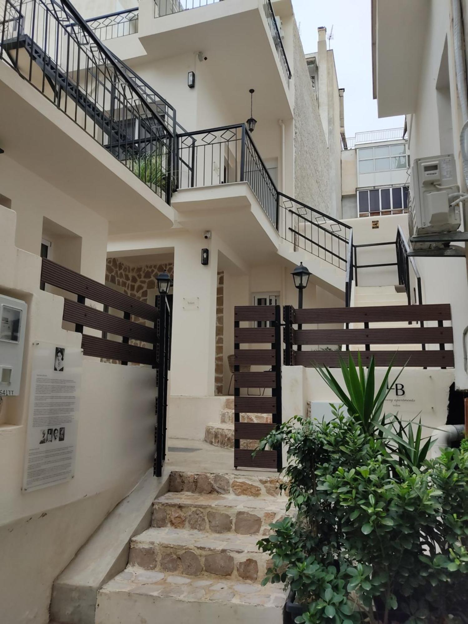 Lb Luxury Apartments Volos Buitenkant foto
